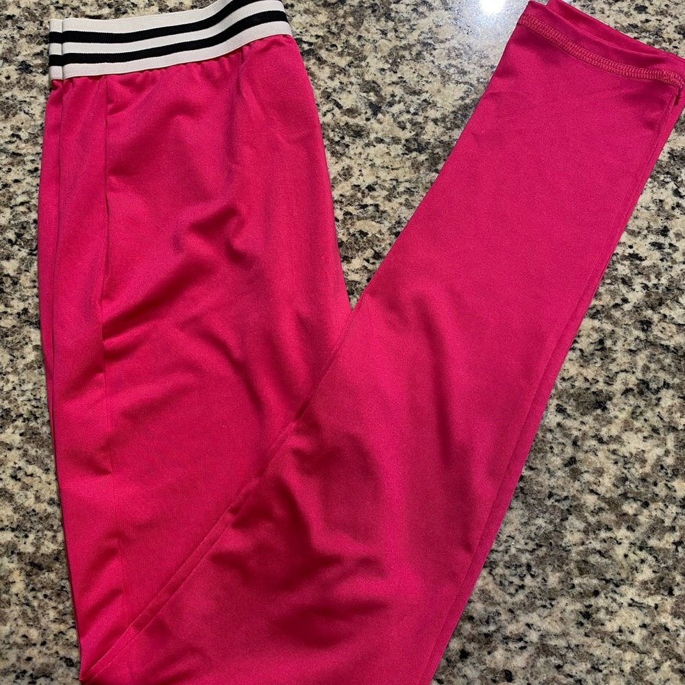 Pink leggings